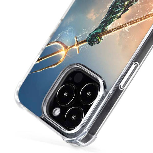DC Comics Aquaman Movie Poster Trident iPhone 15 Pro MagSafe Case